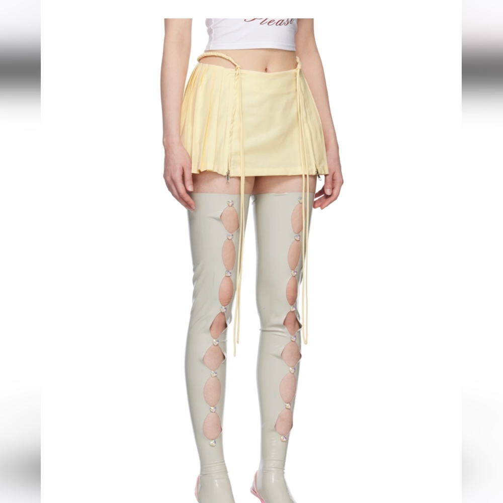 No dress yellow pleated mini skirt